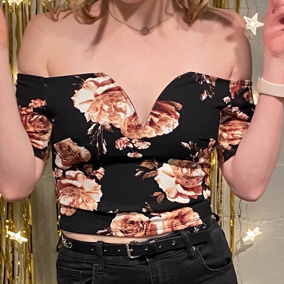 🌷Off-the-shoulder top - Picture 3 of 4